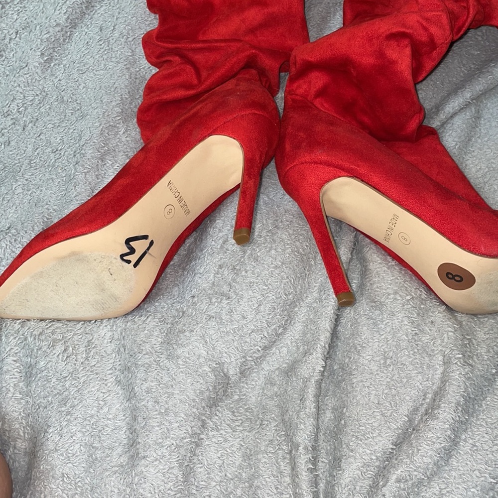 Boots - Picture 2 of 3